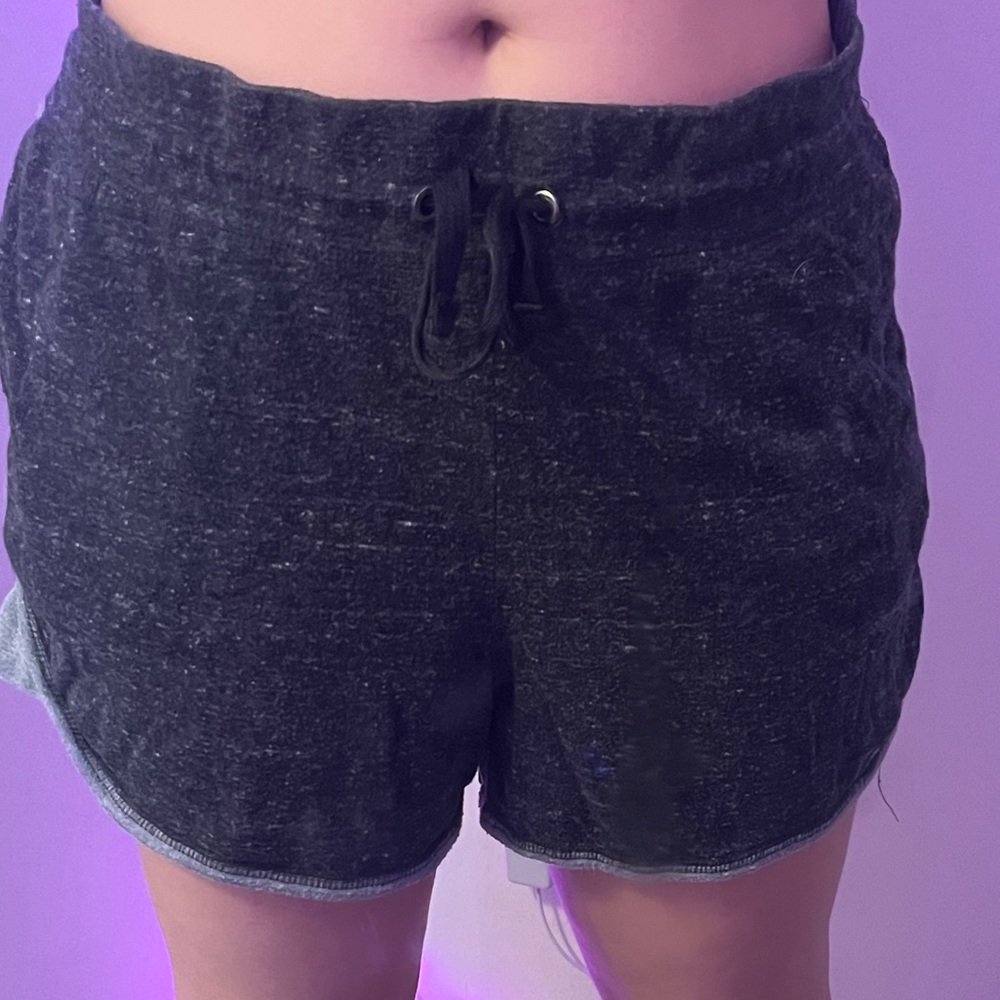 no boundaries grey shorts